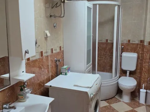 Rent, three bedroom apartment, 80m², Seljanovo, Tivat - image 13