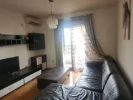 Izdavanje, dvosoban stan, 68m², Stari Aerodrom, Podgorica - image 1