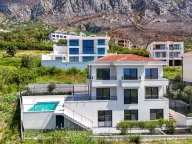 Rent, house, 318m², Reževići, Budva - image 19