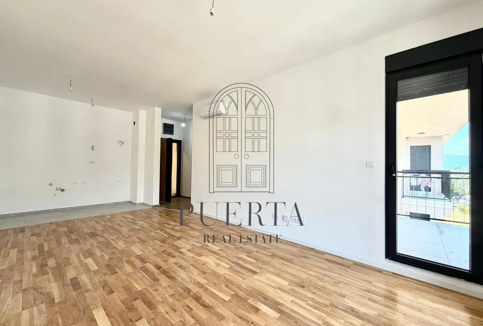 Prodaja, jednosoban stan, 45m², Tološi, Podgorica