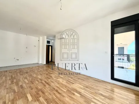 Prodaja, jednosoban stan, 45m², Tološi, Podgorica - image 2