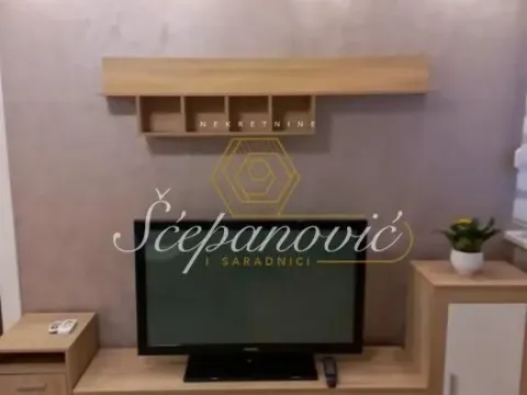 Sale, two bedroom apartment, 39m², Žitni trg, Zrenjanin - image 8