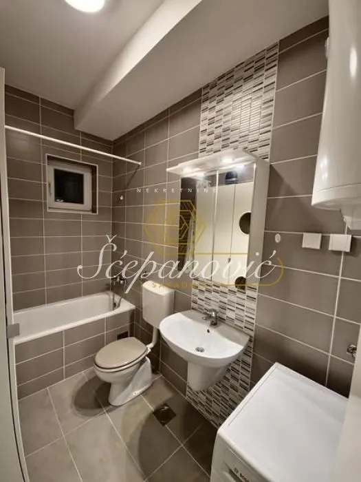 Prodaja, trosoban stan, 62m², Telep južni, Novi Sad Sve Podlokacije