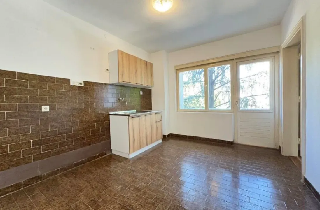 Izdavanje, jednosoban stan, 55m², Preko Morače, Podgorica