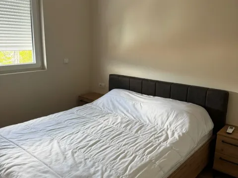 Rent, one bedroom apartment, 50m², Kalimanj, Tivat - image 2