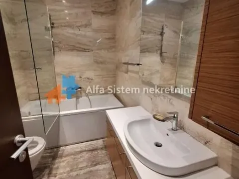Izdavanje, trosoban stan, 102m², Vračar Hram, Vračar Sve Podlokacije - image 12