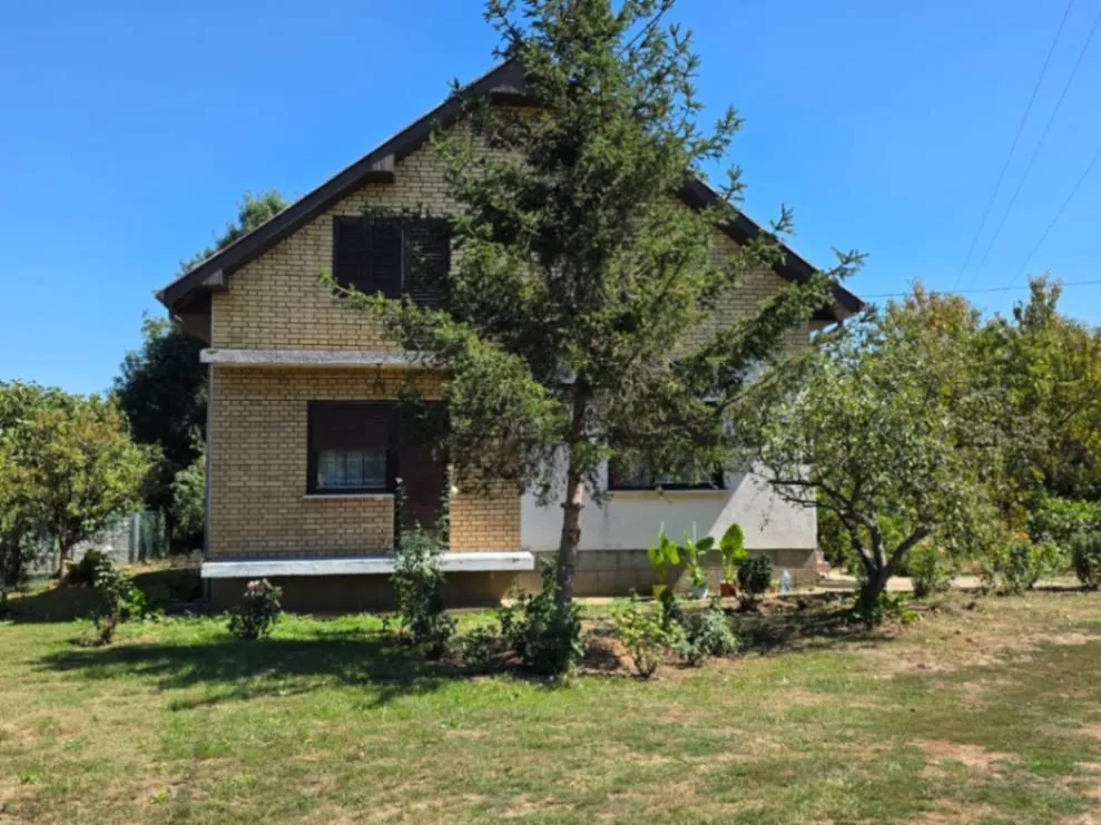 Prodaja, kuća, 224m², Ratari, Smederevska Palanka