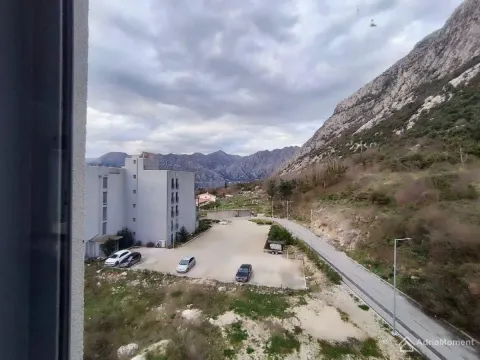 Prodaja, dvosoban stan, 78m², Dobrota, Kotor - image 9