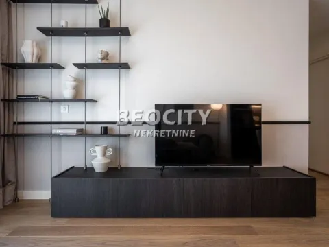 Izdavanje, trosoban stan, 87m², Beograd Na Vodi, Beograd