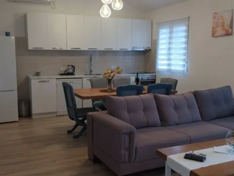 Stan in Gradiošnica