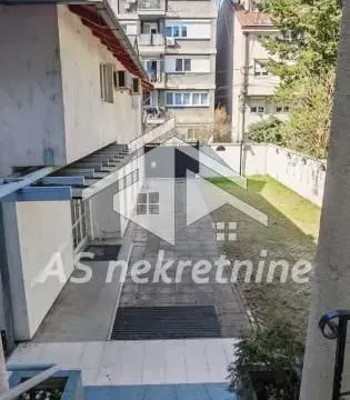 Izdavanje, kuća, 500m², Profesorska Kolonija, Palilula Sve Podlokacije - image 27