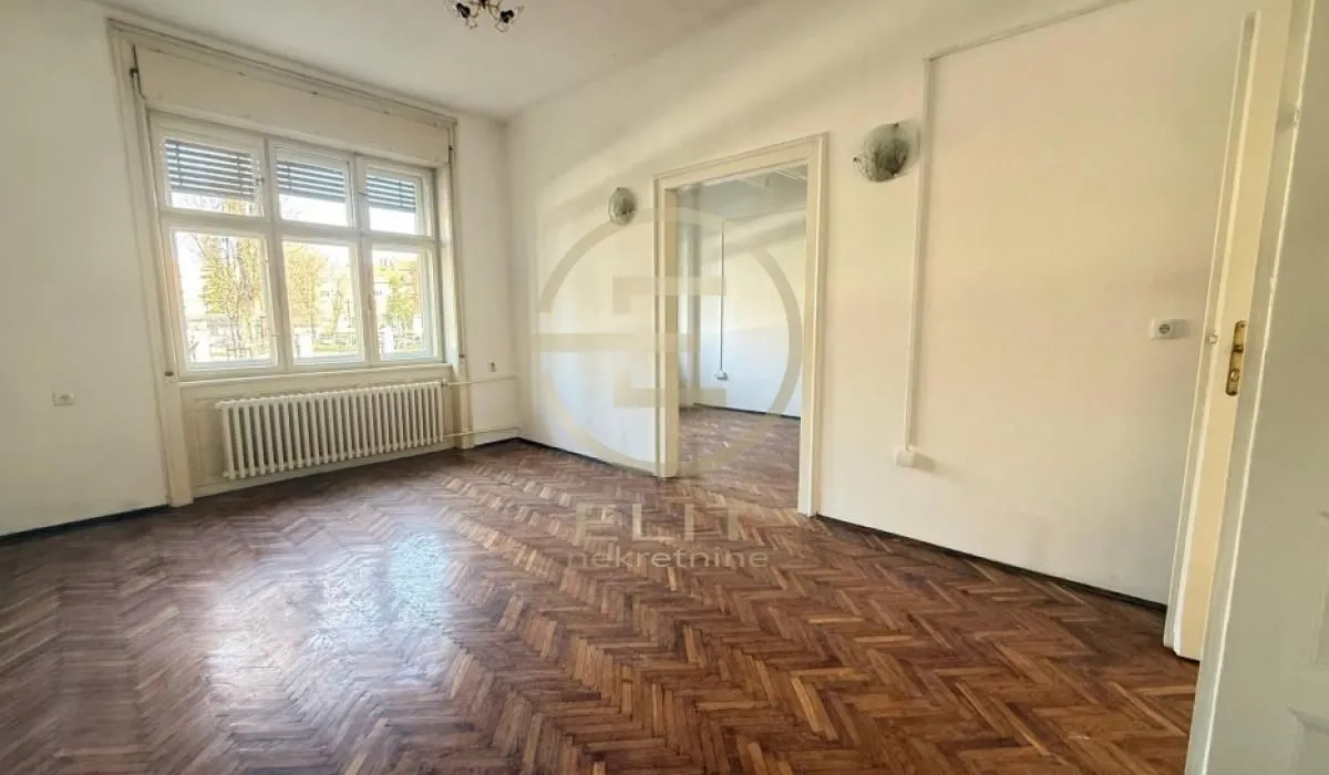 Rent, office space, 93m², Centar, Novi Sad