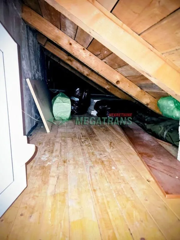 Izdavanje, trosoban stan, 80m², Adamovićevo Naselje, Novi Sad Sve Podlokacije
