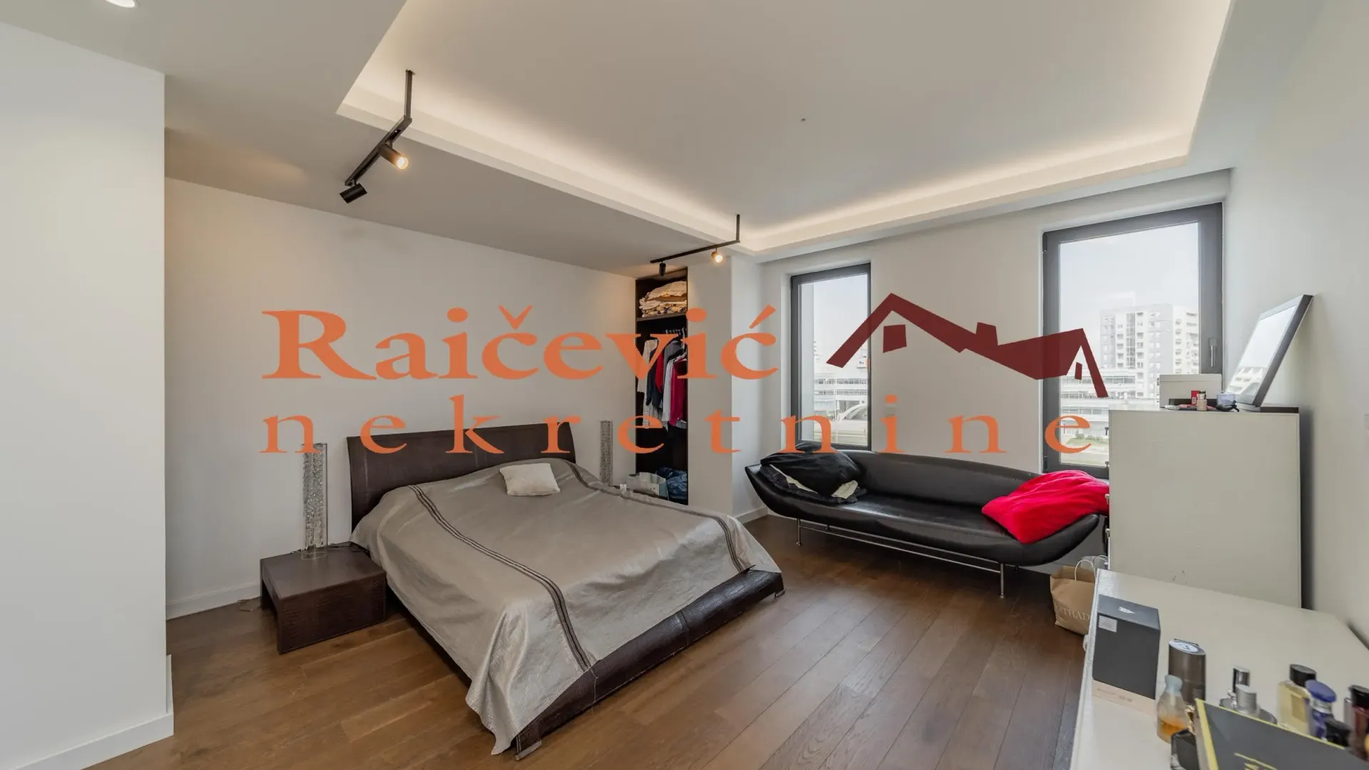 Prodaja, trosoban stan, 99m², Novi Beograd Sve Podlokacije, Beograd