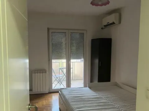 Rent, two bedroom apartment, 52m², Đeram Pijaca, Beograd - image 11