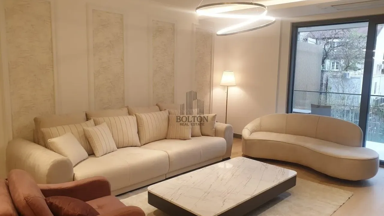 Izdavanje, dvosoban stan, 104m², Vračar, Šid