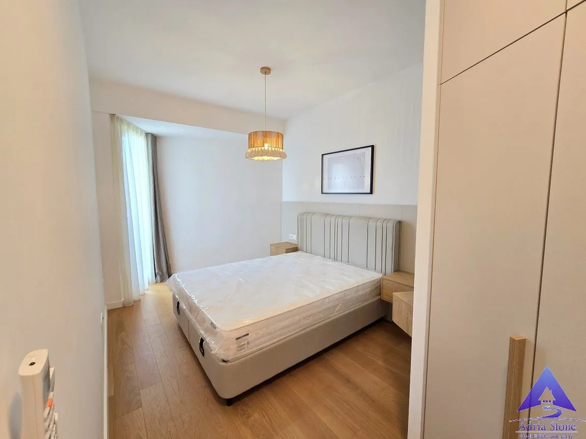 Prodaja, jednosoban stan, 67m², Bečići, Budva