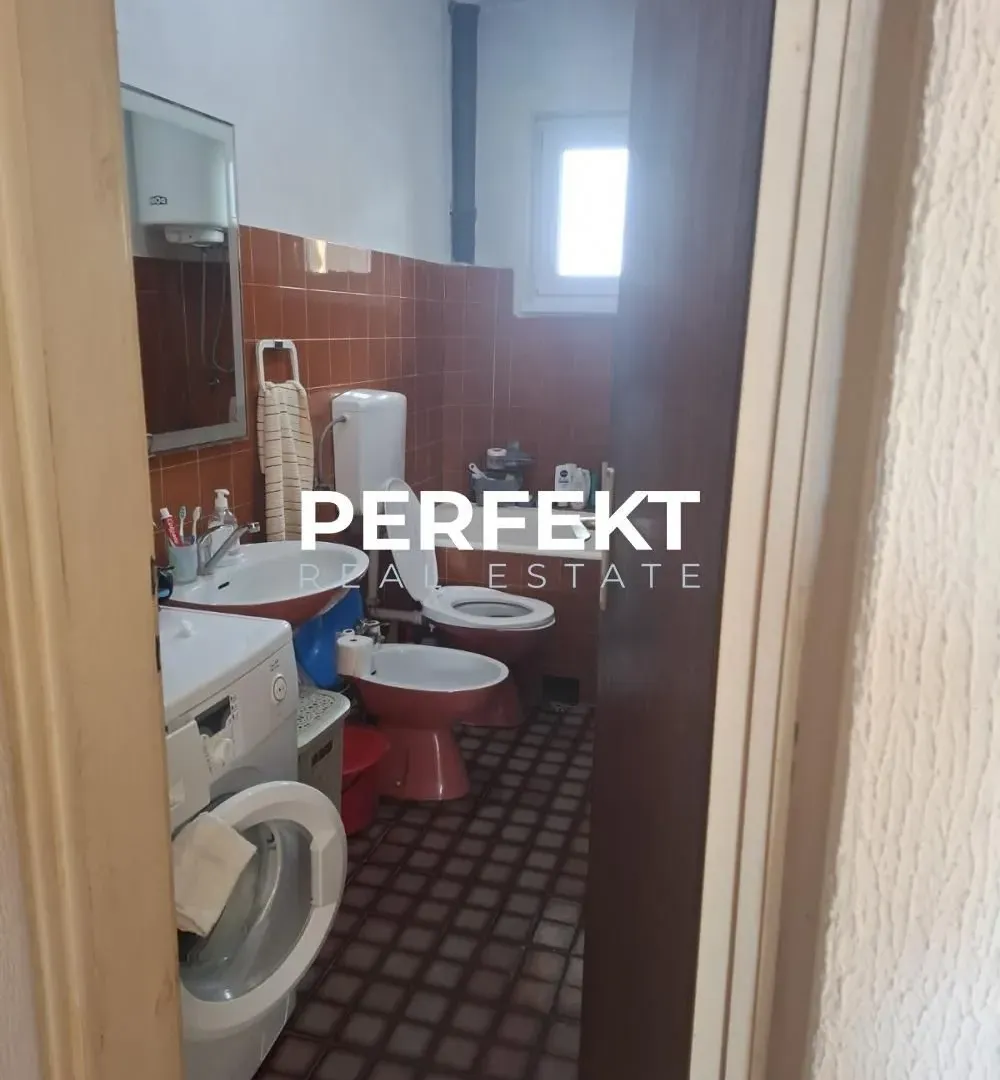 Prodaja, kuća, 273m², Pančevo, Srbija