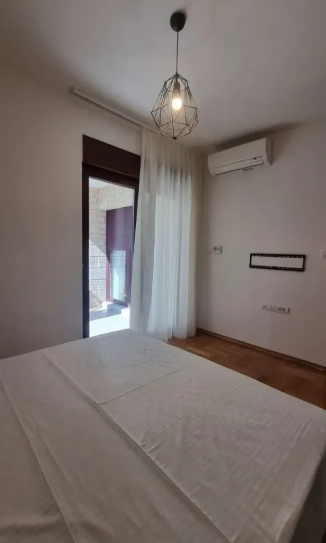 Sale, two bedroom apartment, 130m², Bečići, Budva