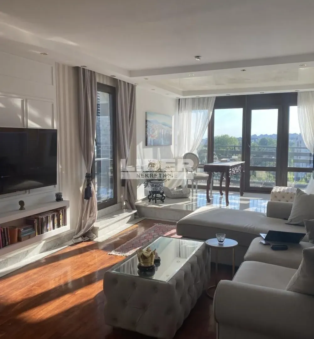 Prodaja, četvorosoban stan, 115m², Novi Beograd Sve Podlokacije, Beograd