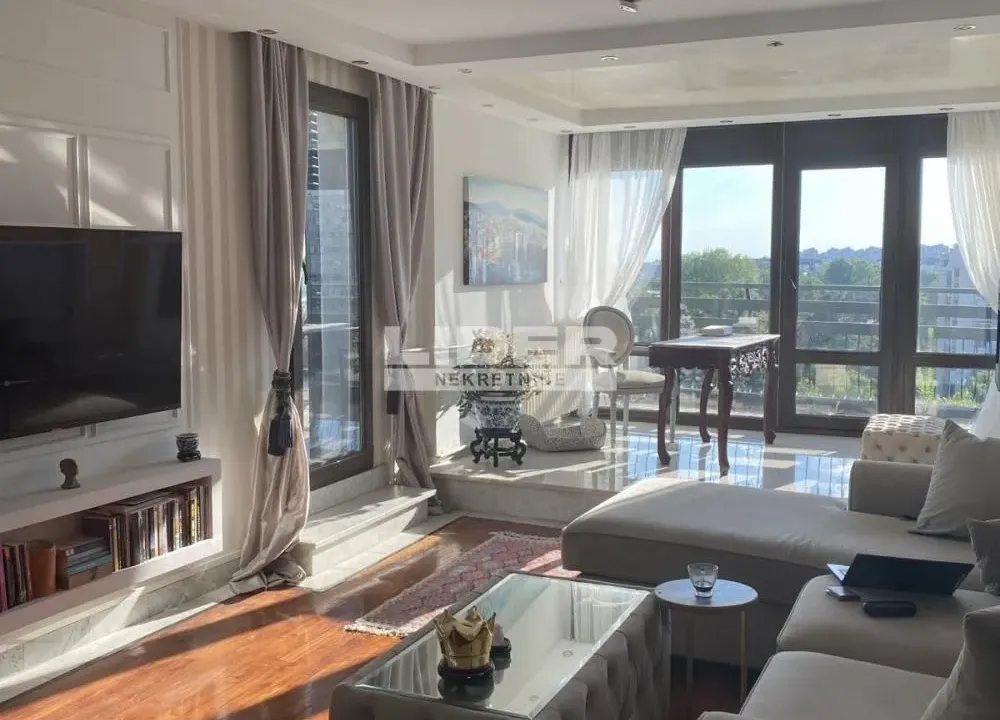 Prodaja, četvorosoban stan, 115m², Novi Beograd Sve Podlokacije, Beograd