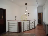 Izdavanje, poslovni prostor, 250m², Bogoslovija, Palilula Sve Podlokacije - image 33