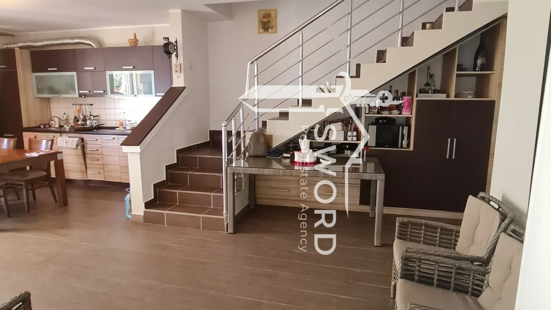 Prodaja, kuća, 290m², Dubrava, Bar