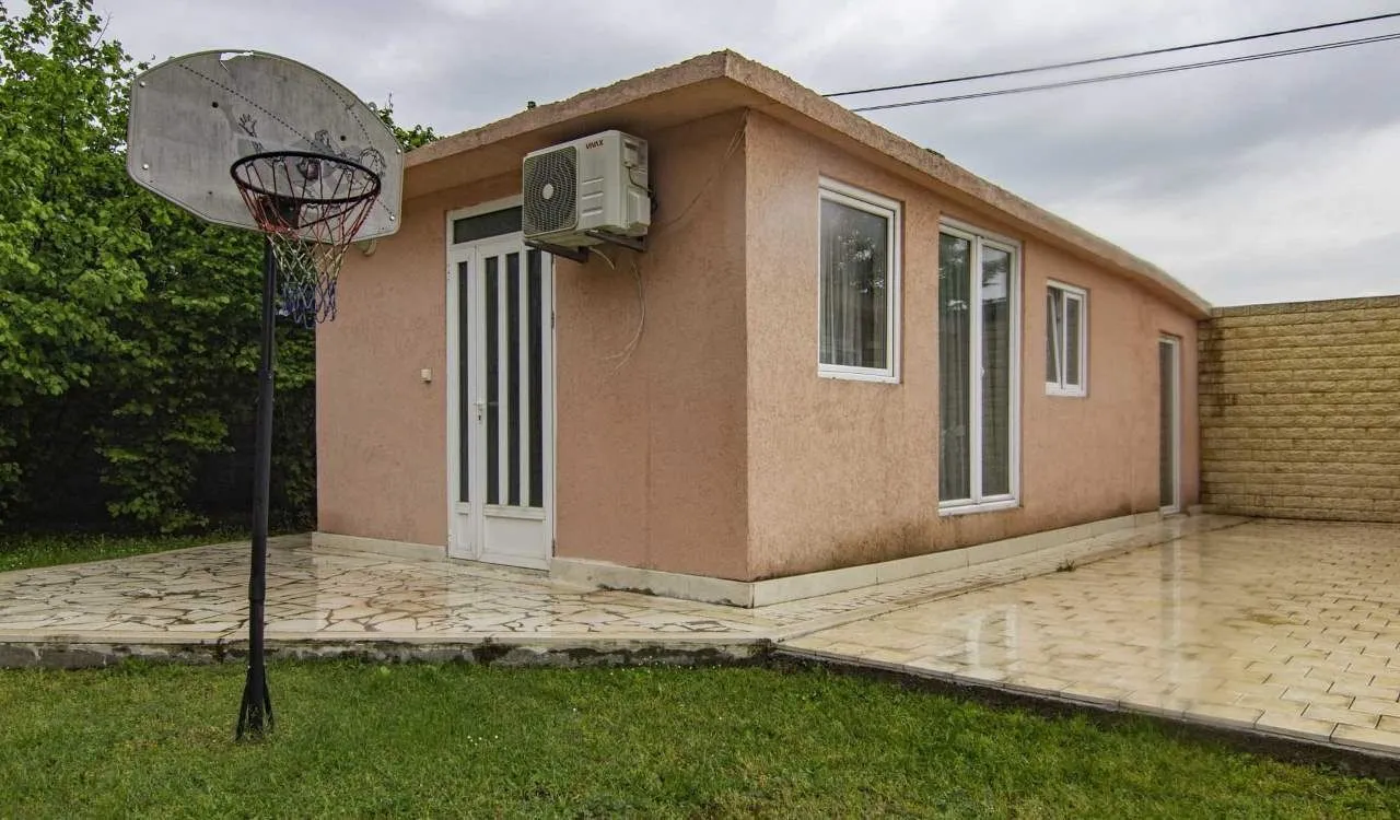 Prodaja, kuća, 400m², Danilovgrad, Crna Gora