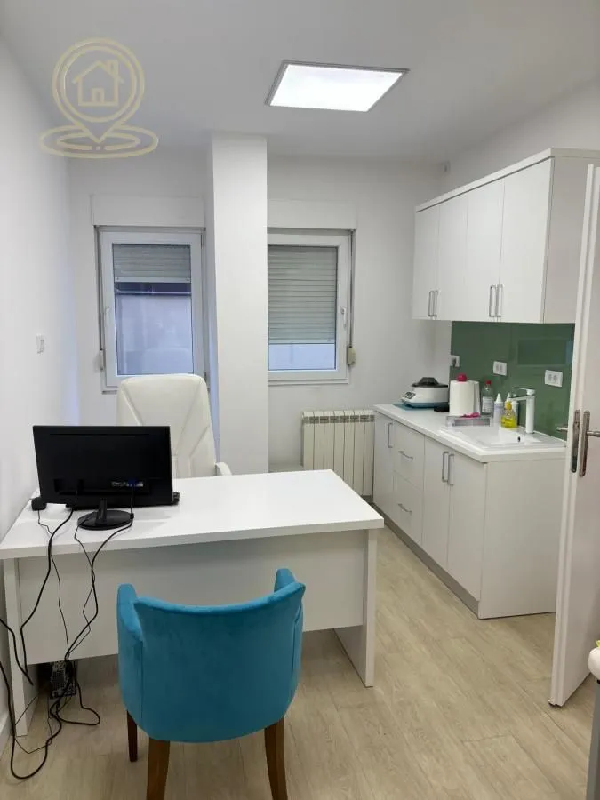 Rent, office space, 68m², Voždovac Sve Podlokacije, Beograd
