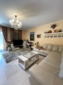Rent, house, 174m², Lastva Grbaljska, Kotor - image 10