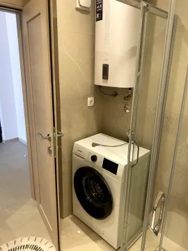 Izdavanje, jednosoban stan, 45m², Centar, Tivat - image 11