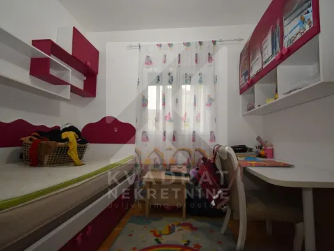 Rent, three bedroom apartment, 95m², Blok 9, Podgorica - image 9