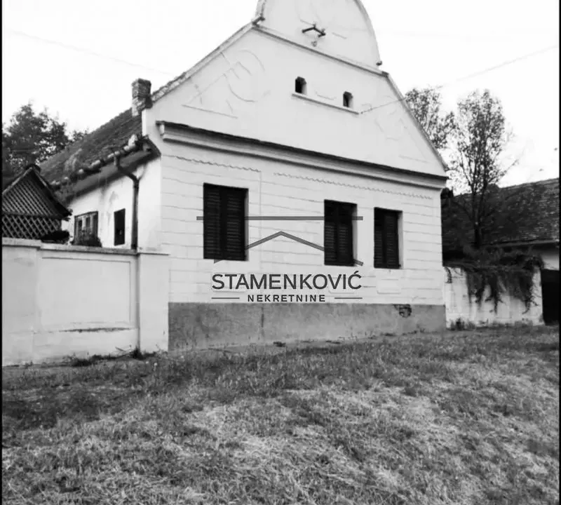 Prodaja, kuća, 177m², Sot, Šid