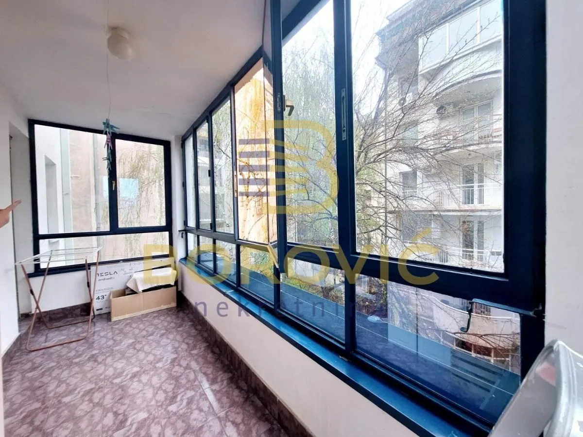Sale, four bedroom apartment, 103m², Vračar Sve Podlokacije, Beograd