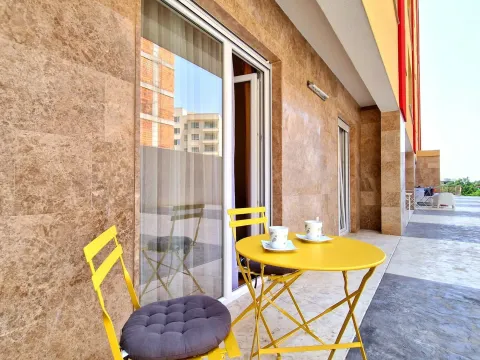 Sale, one bedroom apartment, 42m², Bečići, Budva - image 3