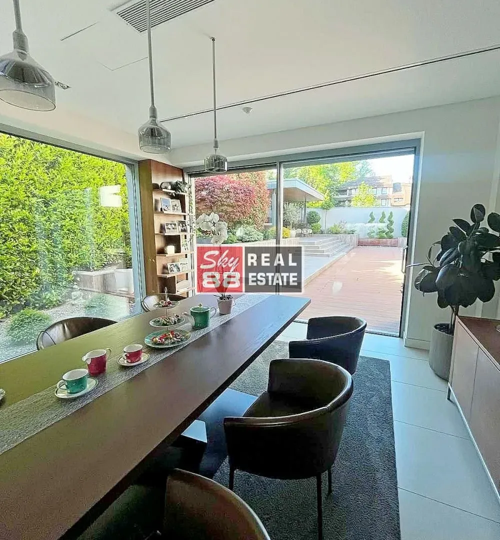 Prodaja, kuća, 535m², Senjak, Beograd