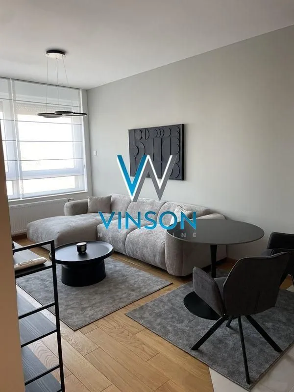 Izdavanje, jednosoban stan, 40m², Centar, Novi Sad