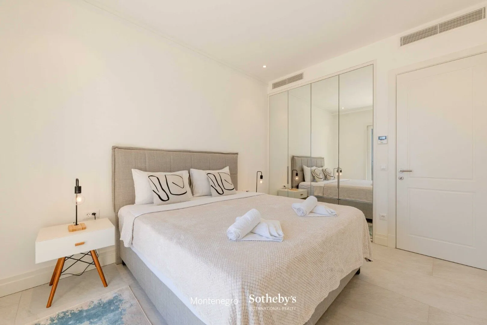 Sale, one bedroom apartment, 74m², Luštica Bay, Tivat