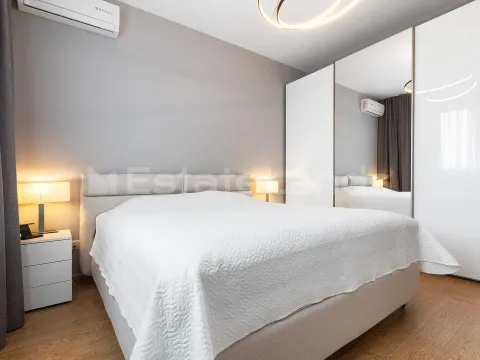 Sale, two bedroom apartment, 81m², Bečići, Budva - image 11
