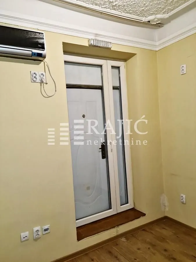 Rent, office space, 84m², Stari Grad, Beograd