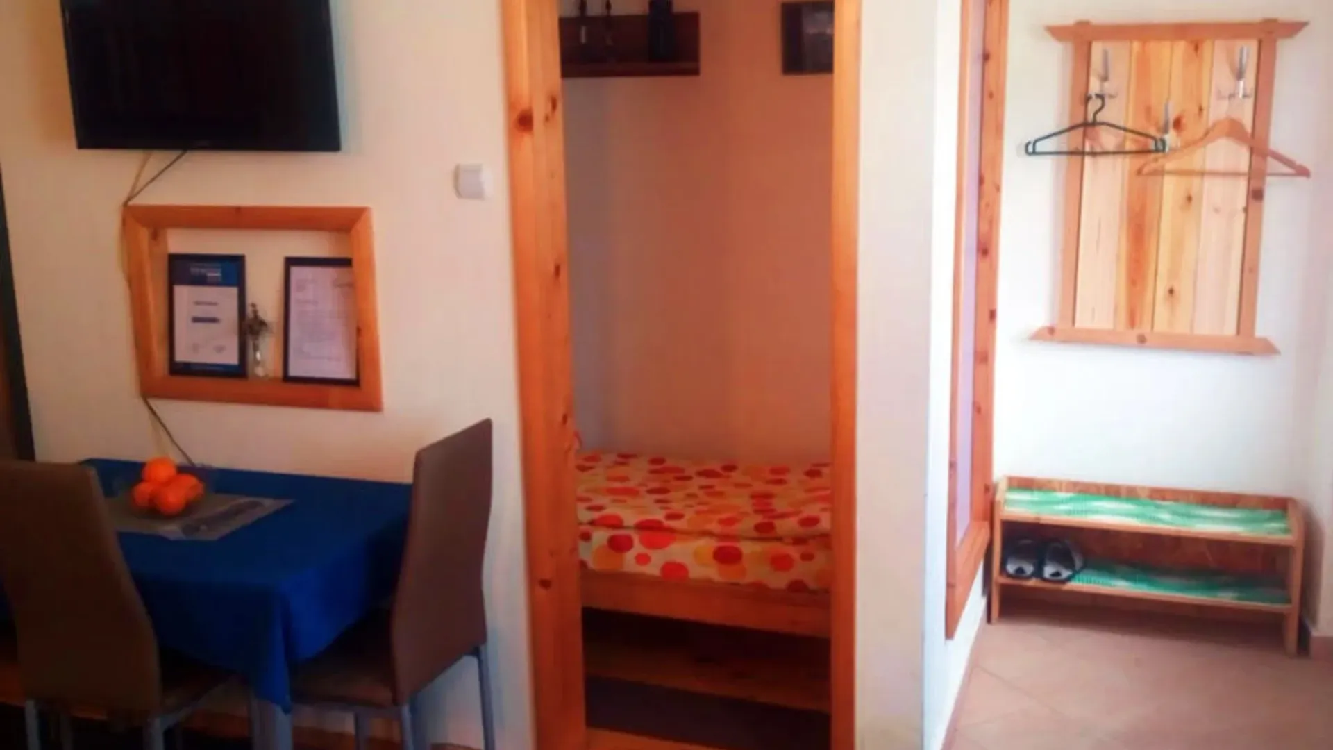Izdavanje, kuća, 38m², Centar, Žabljak