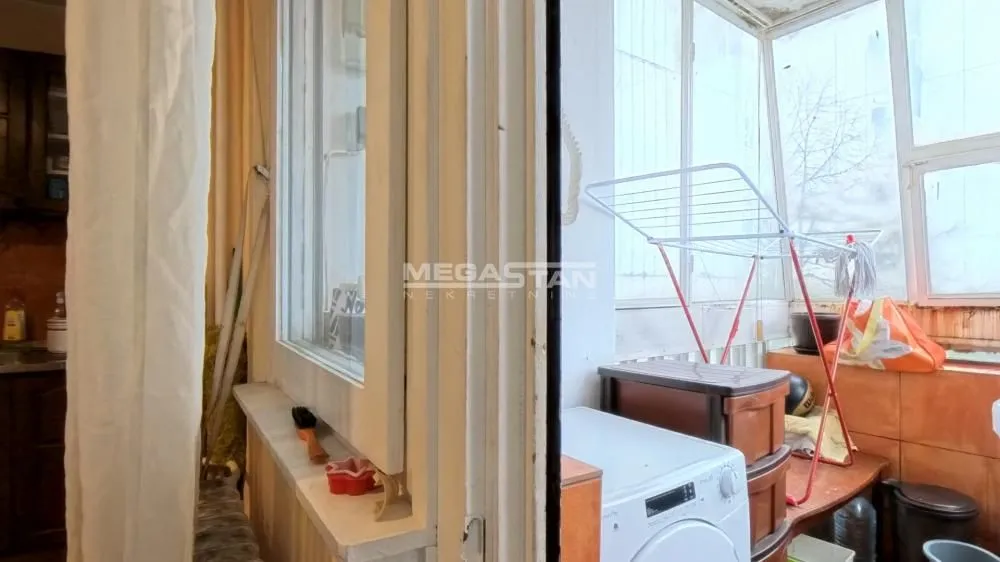 Sale, three bedroom apartment, 76m², Stari Grad, Beograd