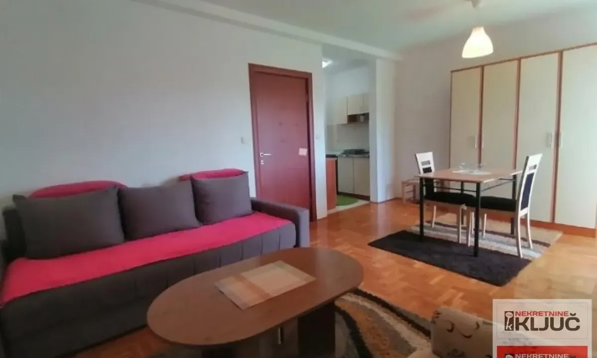 Rent, studio apartment, 30m², Salajka, Novi Sad Sve Podlokacije