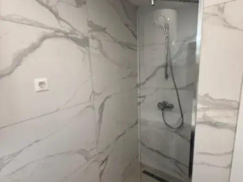 Izdavanje, jednosoban stan, 47m², Stari Aerodrom, Podgorica - image 10