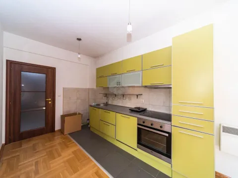 Sale, two bedroom apartment, 72m², Momišići, Podgorica - image 4