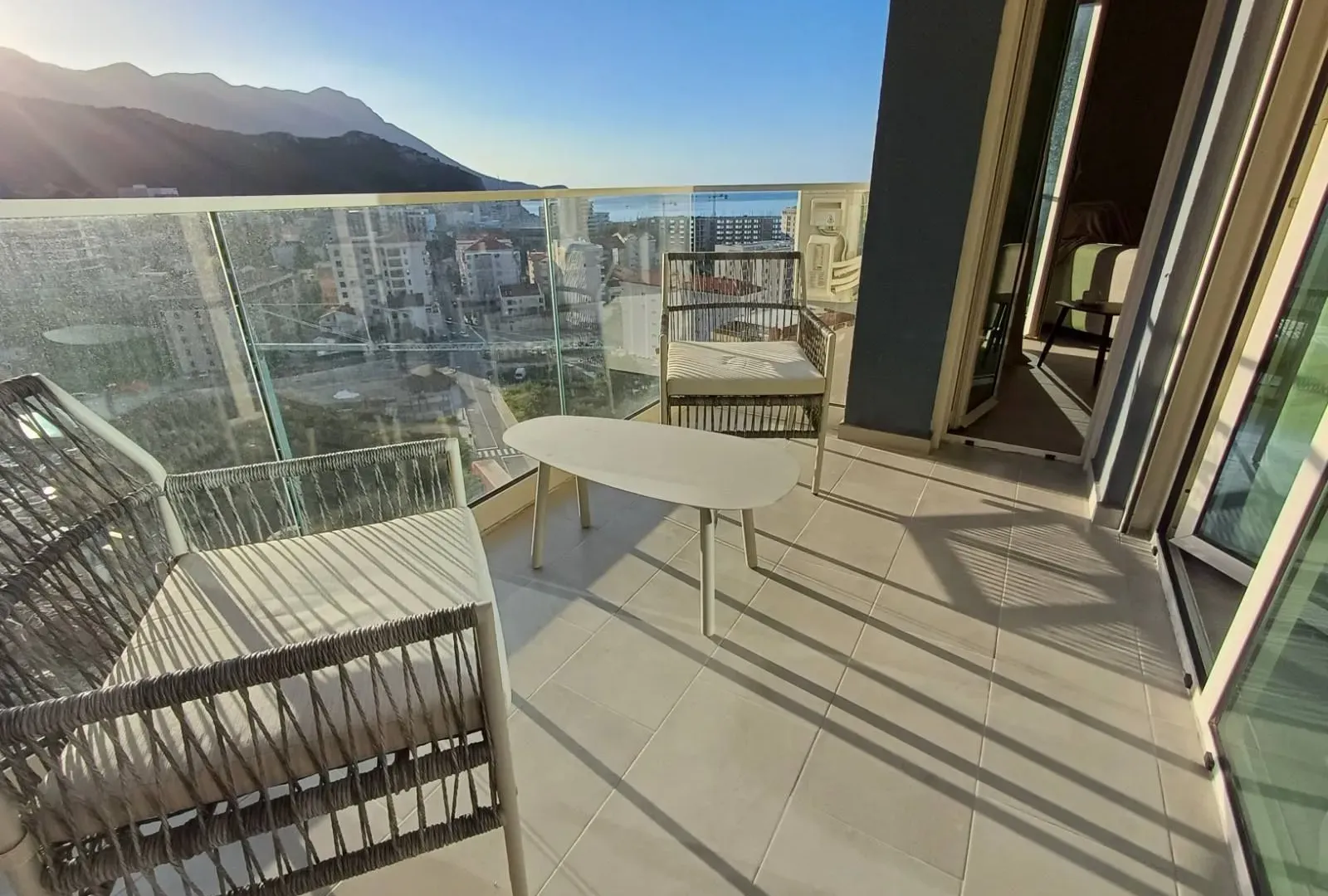 Daily-rent, one bedroom apartment, 58m², Bečići, Budva