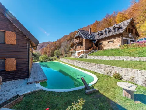 Prodaja, kuća, 550m², Podgorica, Crna Gora - image 5