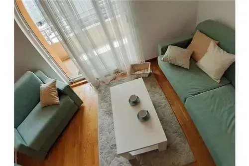 Izdavanje, garsonjera, 33m², City Kvart, Podgorica