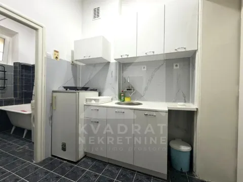 Rent, studio apartment, 27m², Centar, Podgorica - image 4