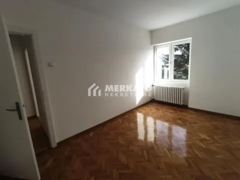 Prodaja, kuća, 222m², Centar, Zrenjanin - image 15